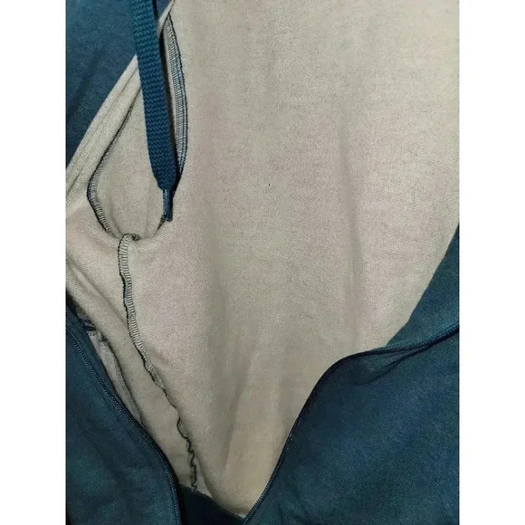 Lacoste Zip Hooded Sweatshirt - Picture 6 of 6